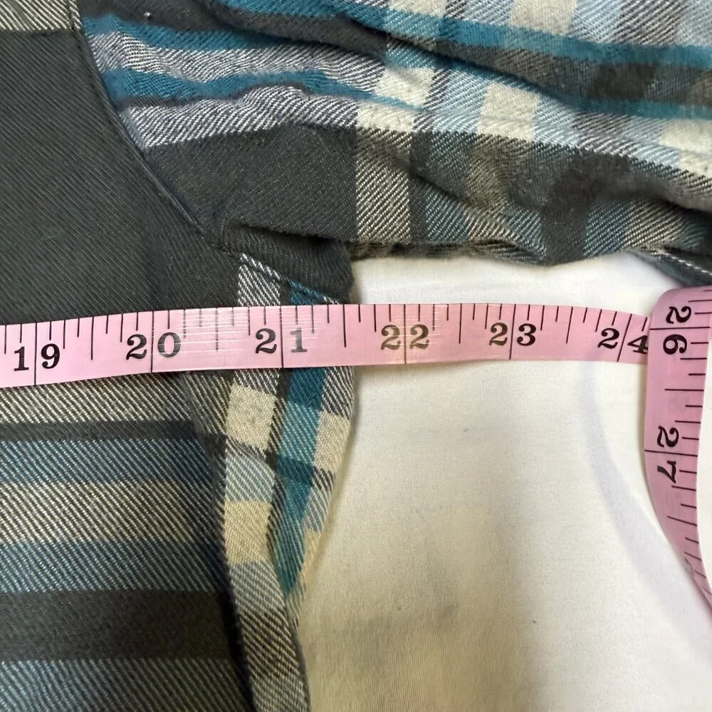 The North Face Men’s M Plaid Button-Down Shirt Gray/Teal‎ EUC